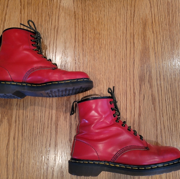 Made in England Doc Marten boots - Picture 6 of 9